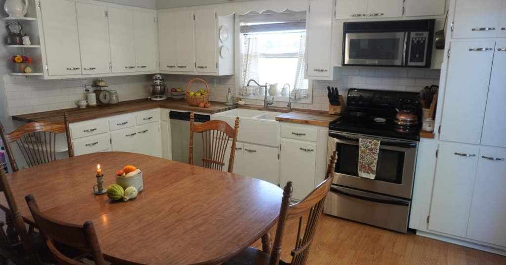 fall kitchen with decorations and cleaned space.